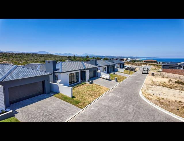 2 BEDROOM HOUSE FOR SALE IN TERGNIET